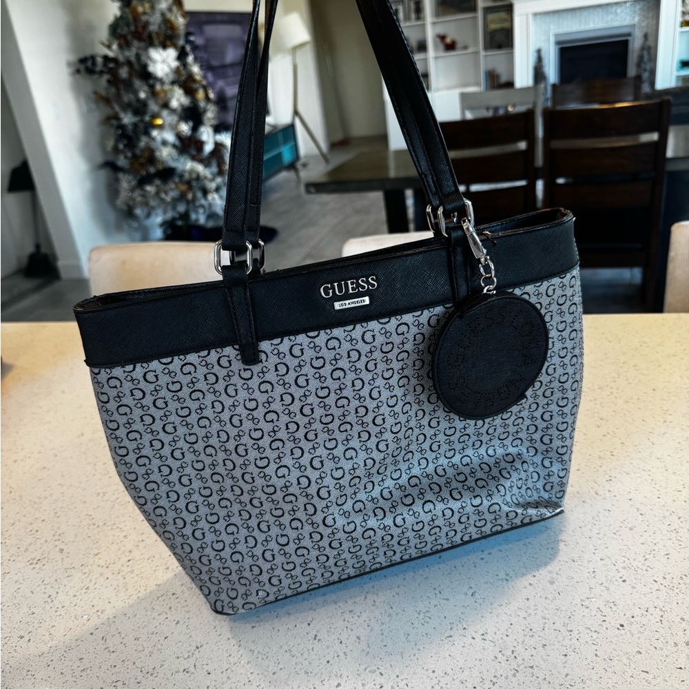 Guess Medium Tote (frayed straps*)